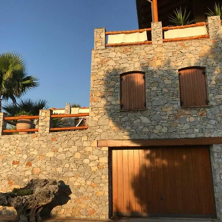 Hakunamatata Villa Skiathos stad